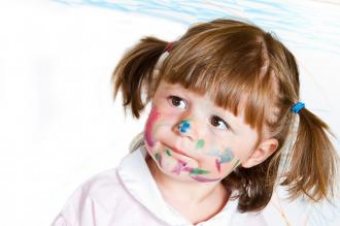 Dívka od barev Dívka od barev