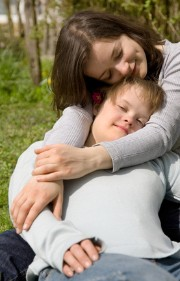 přátelství mezi zdravou a handicapovanou dívkou